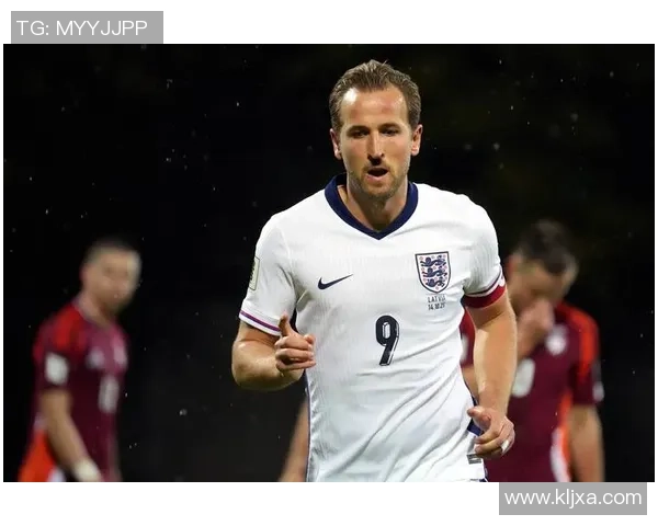 著名英格兰足球明星迪的传奇生涯与影响力分析 著名英格兰足球明星迪的传奇生涯与影响力分析