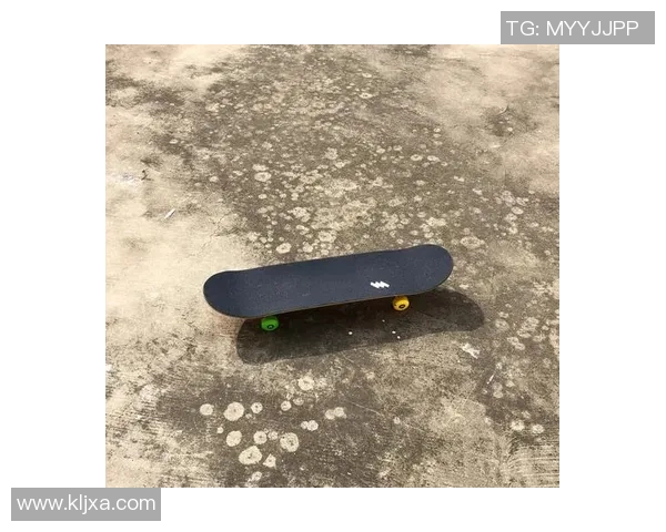 黄娜独家:分享滑板心得 黄娜独家:分享滑板心得